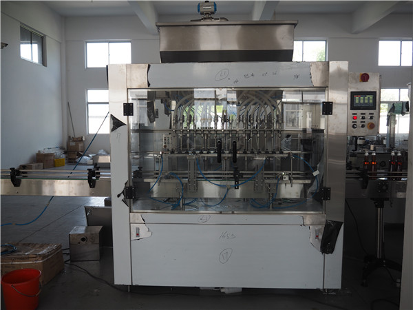 વ્યવસાયિક ઉત્પાદક સ્વચાલિત તેલ ભરવાનું મશીન