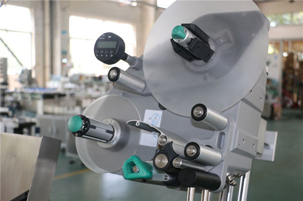 વેક્યુમ બ્લડ કલેક્શન ટ્યુબ લેબલિંગ મશીન